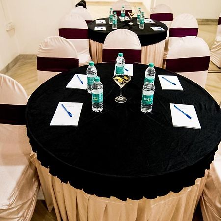The Fern Residency - Yeshwanthpur Hotell Bangalore Exteriör bild