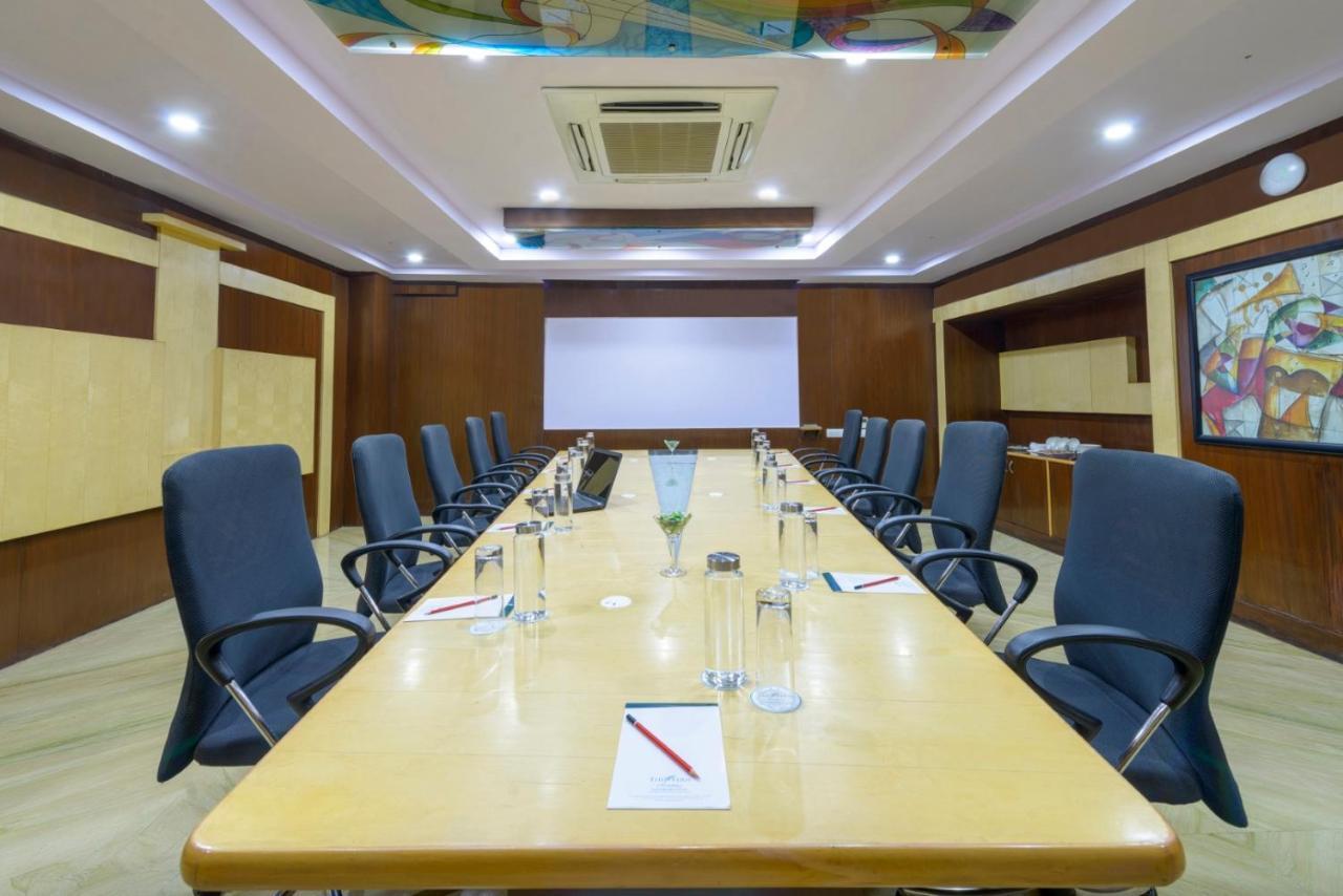The Fern Residency - Yeshwanthpur Hotell Bangalore Exteriör bild
