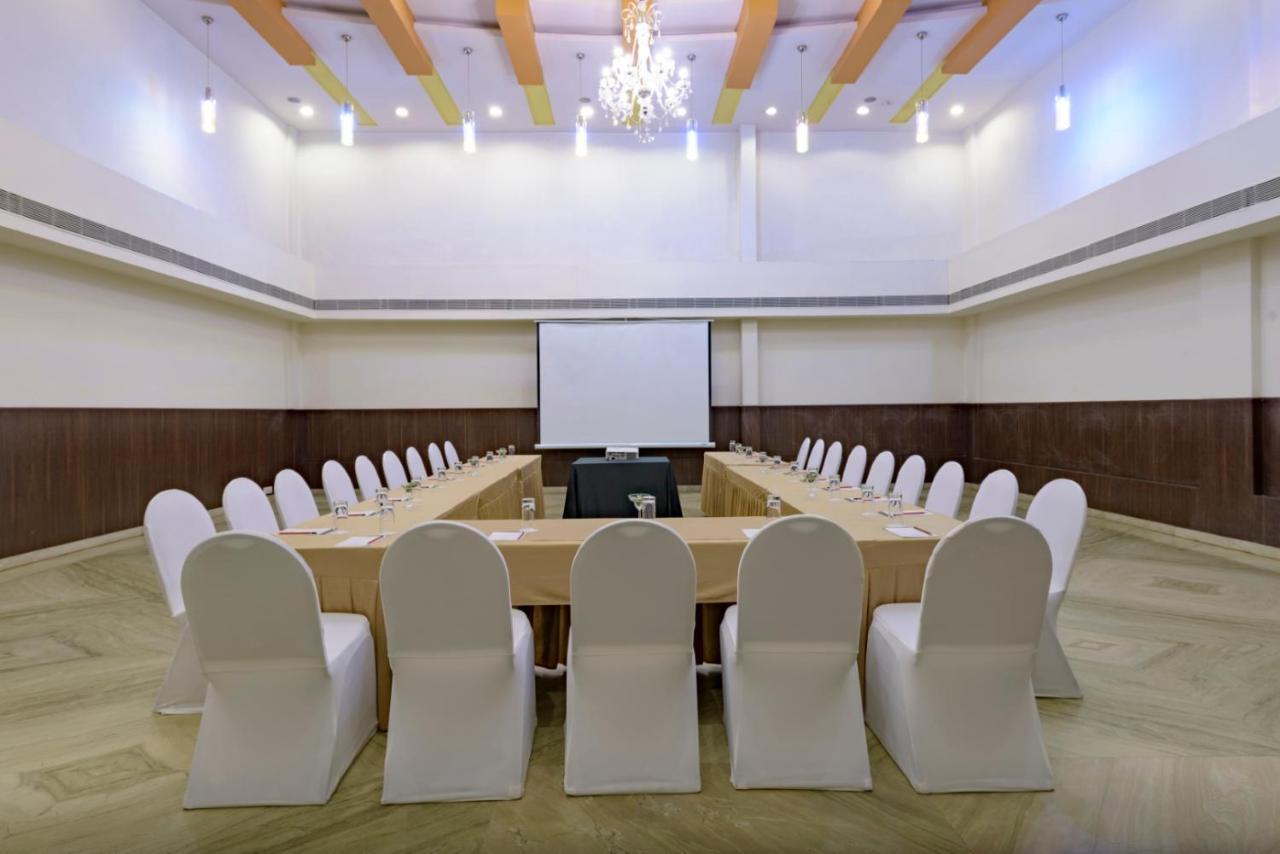 The Fern Residency - Yeshwanthpur Hotell Bangalore Exteriör bild