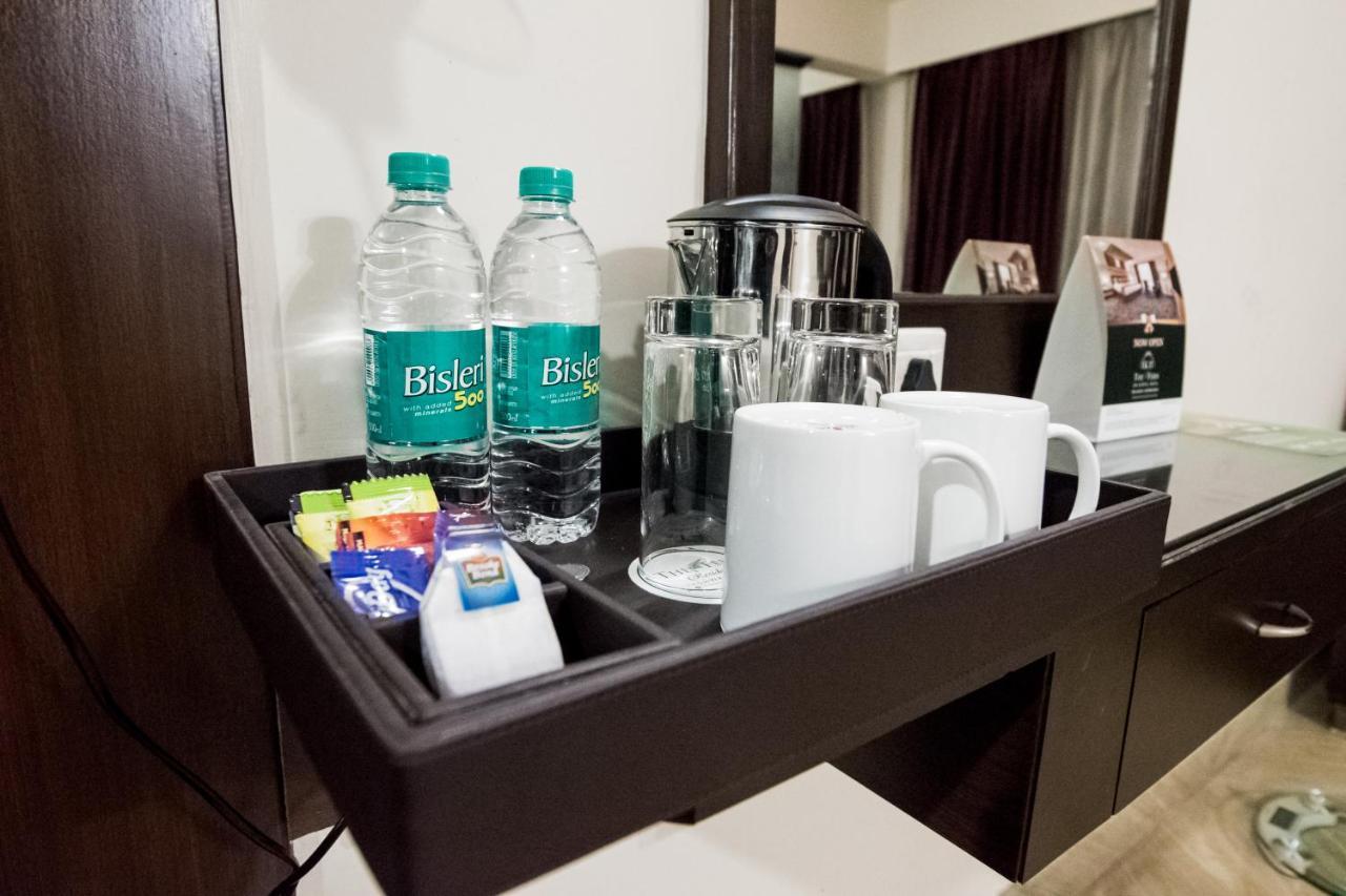The Fern Residency - Yeshwanthpur Hotell Bangalore Exteriör bild