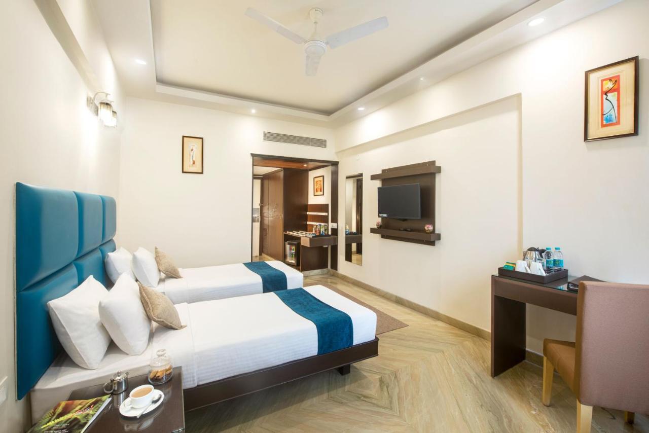 The Fern Residency - Yeshwanthpur Hotell Bangalore Exteriör bild